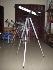 KÍNH THIÊN VĂN KHÚC XẠ HÀNG SỊN BOSSMA