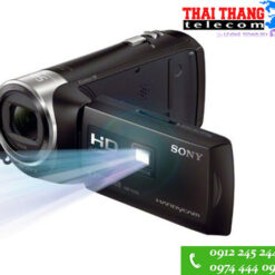 Máy quay phim Sony tích hợp máy chiếu HDR-PJ240E